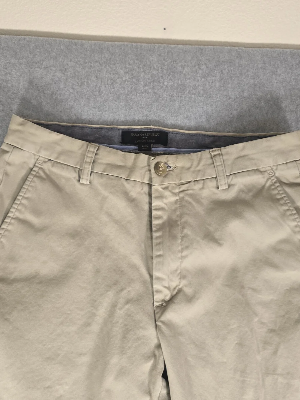 Banana Republic Men’s 31x32 Boot Cut Chino Pants Khaki Tan 100% Cotton